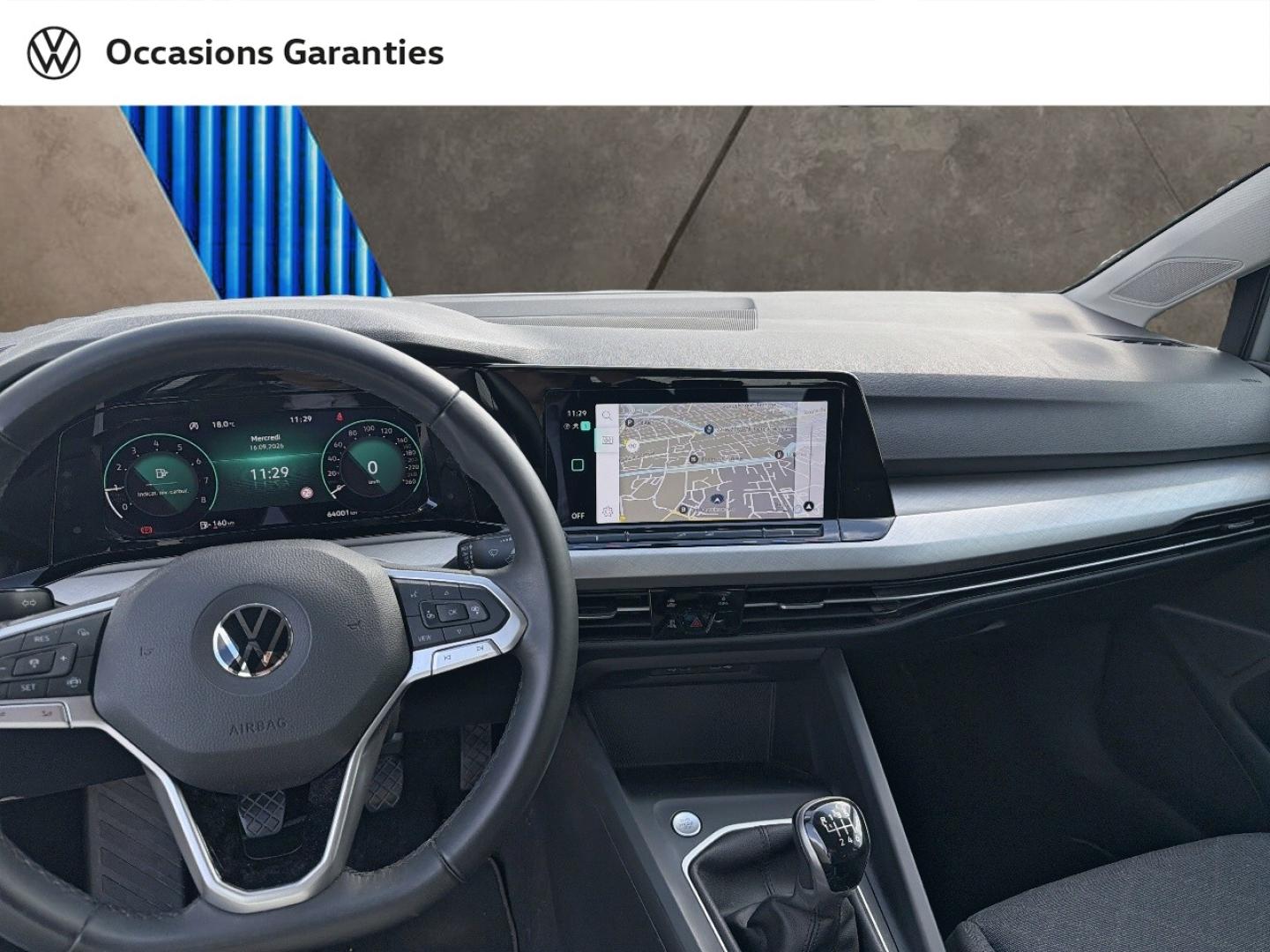 Voitures occasions VOLKSWAGEN GOLF Life Dunkerque