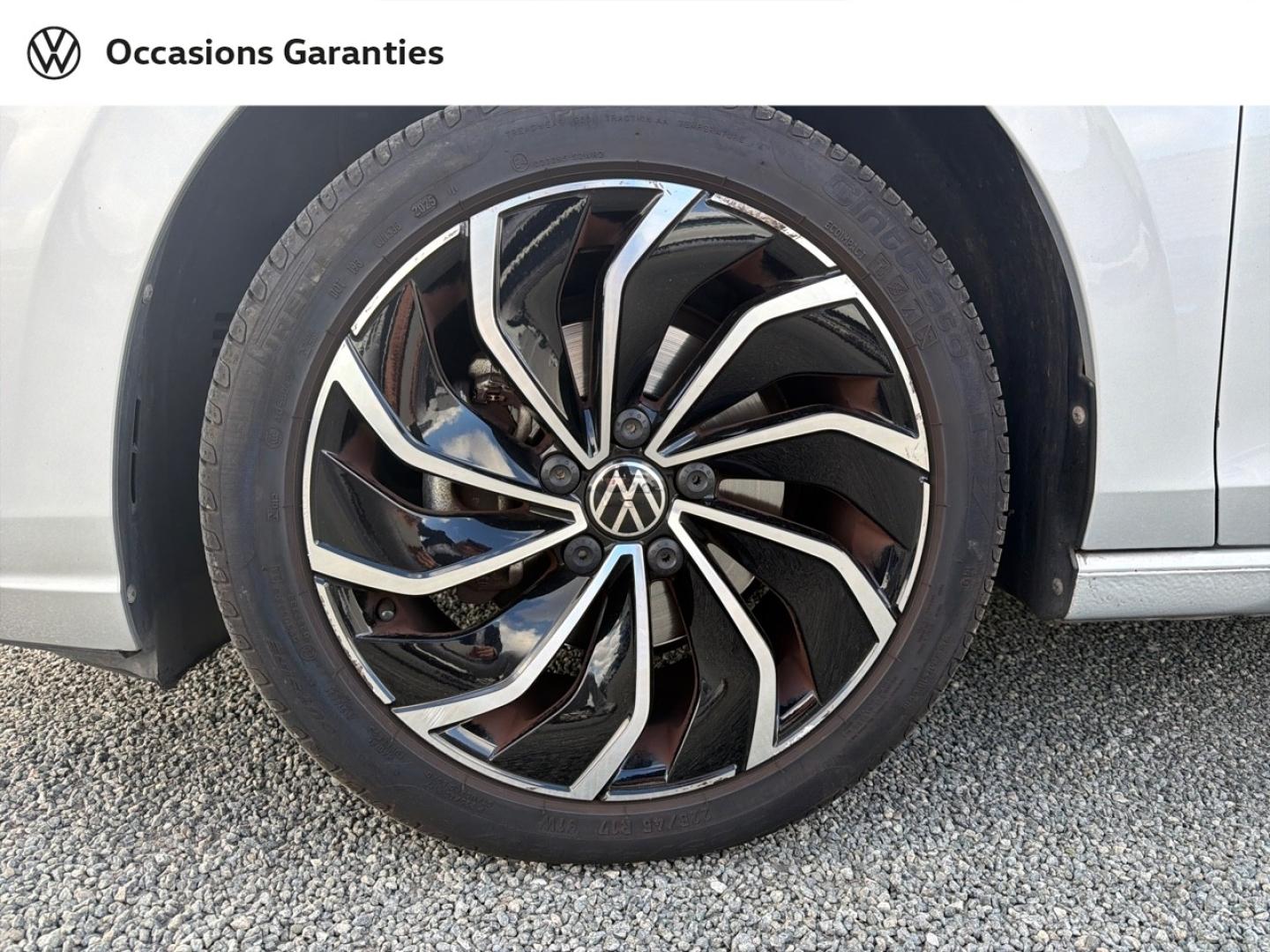Voitures occasions VOLKSWAGEN GOLF Life Dunkerque