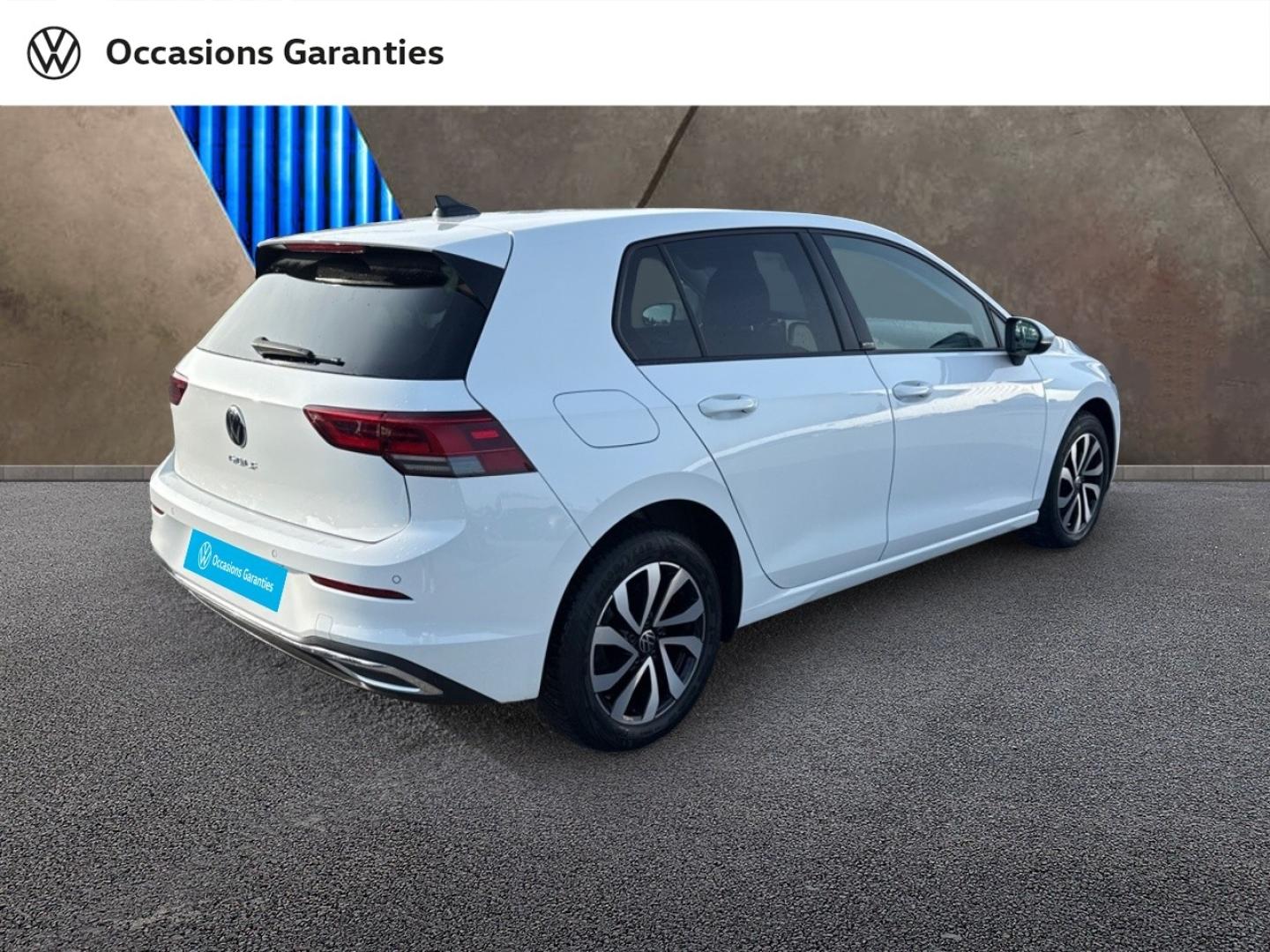 Voitures occasions VOLKSWAGEN GOLF Active Dunkerque