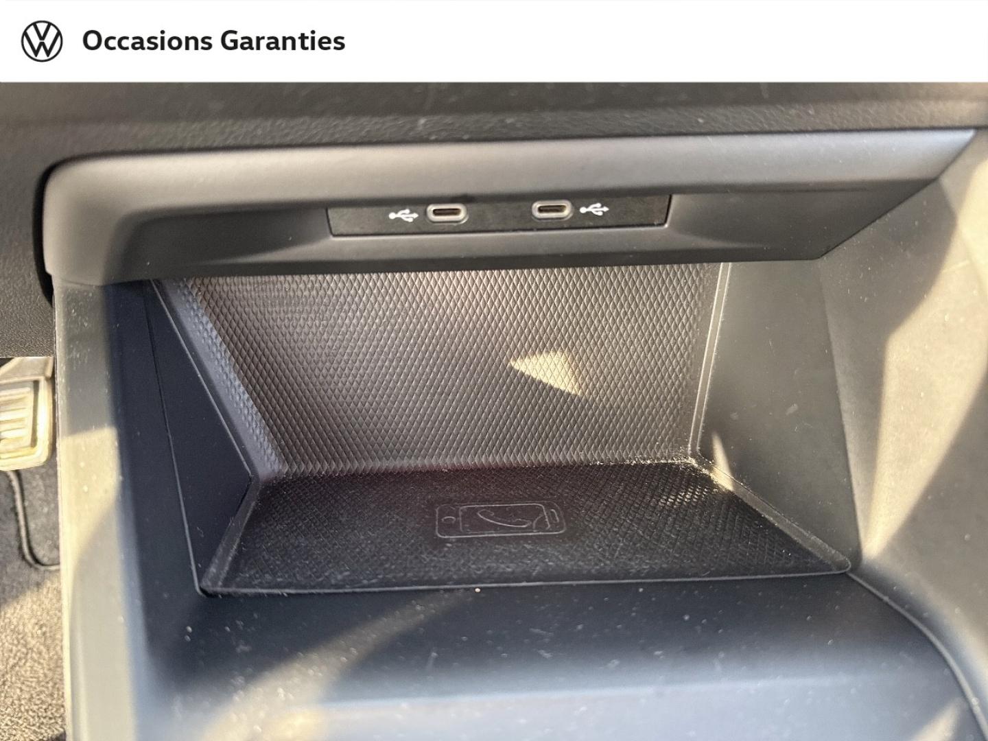 Voitures occasions VOLKSWAGEN GOLF Active Lens
