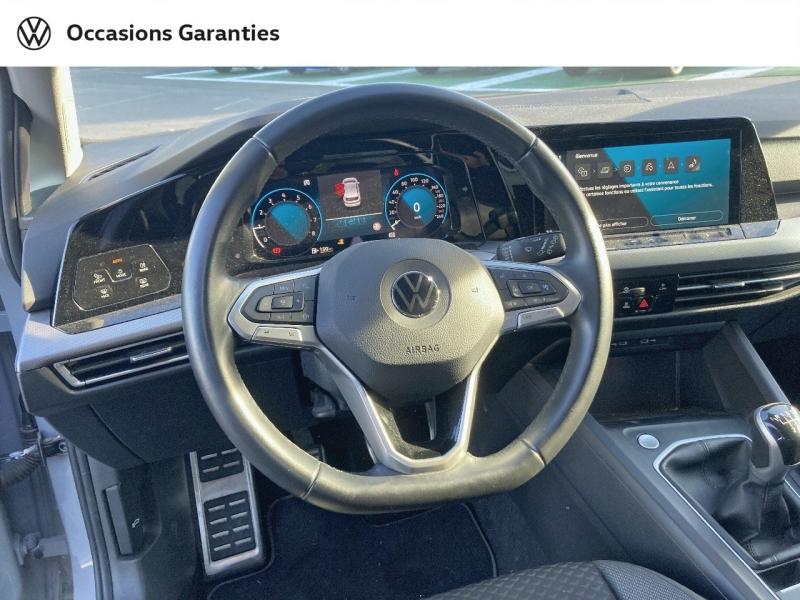 Voitures occasions VOLKSWAGEN GOLF Life Hazebrouck