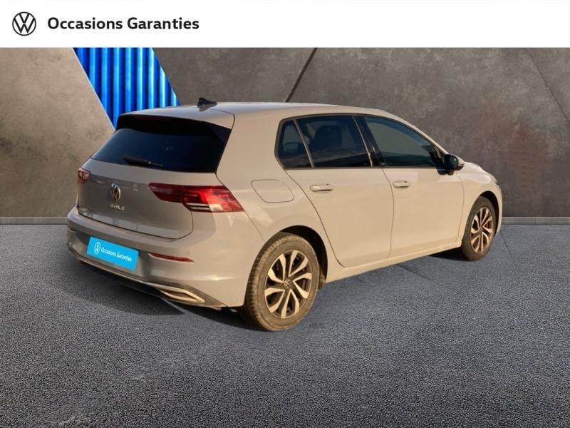 Voitures occasions VOLKSWAGEN GOLF Life Hazebrouck