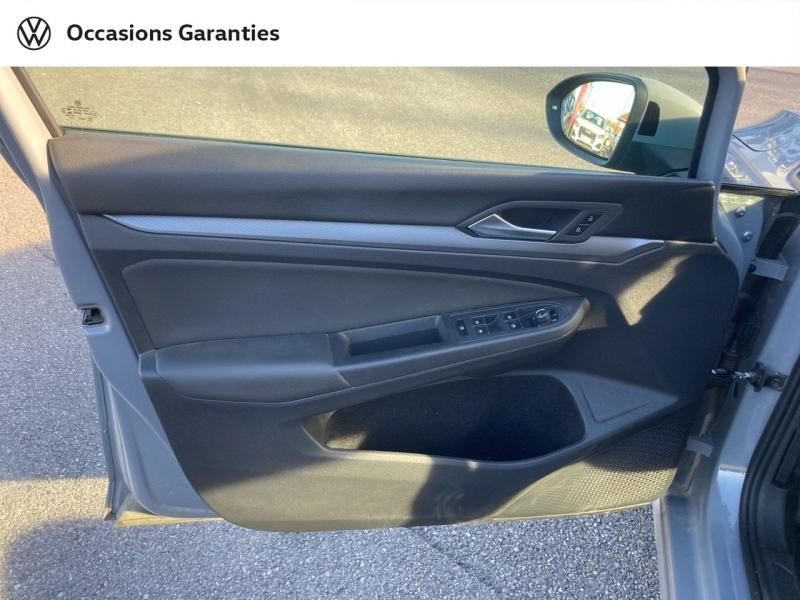 Voitures occasions VOLKSWAGEN GOLF Life Hazebrouck