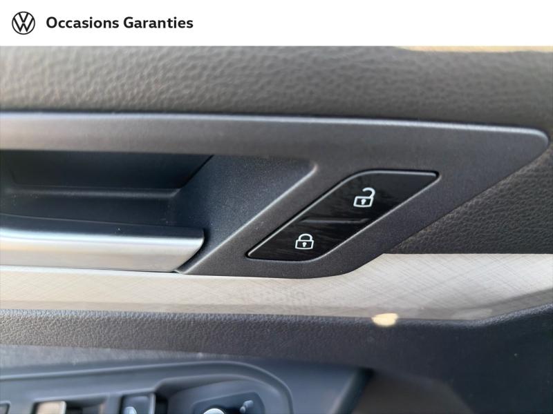 Voitures occasions VOLKSWAGEN GOLF Life Business Hazebrouck
