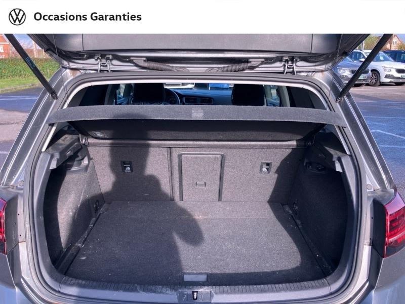Voitures occasions VOLKSWAGEN GOLF Carat Hazebrouck