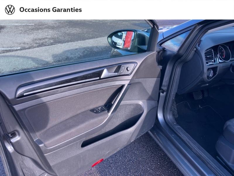 Voitures occasions VOLKSWAGEN GOLF Carat Hazebrouck
