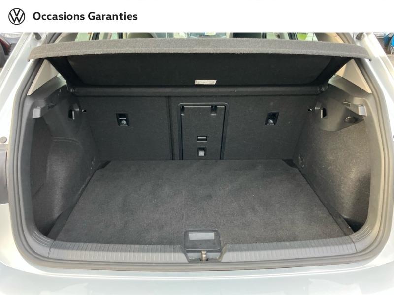 Voitures occasions VOLKSWAGEN GOLF Life Business Hazebrouck