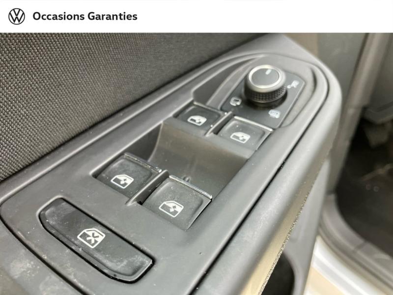 Voitures occasions VOLKSWAGEN GOLF Life Business Hazebrouck