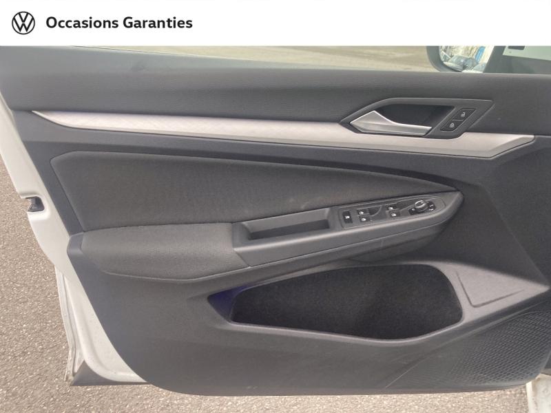 Voitures occasions VOLKSWAGEN GOLF Life Business Hazebrouck