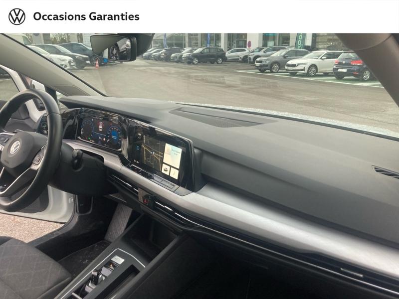 Voitures occasions VOLKSWAGEN GOLF Life Business Hazebrouck