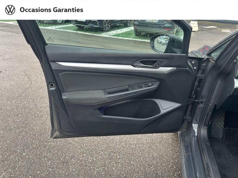 Voitures occasions VOLKSWAGEN GOLF Life Business Hazebrouck