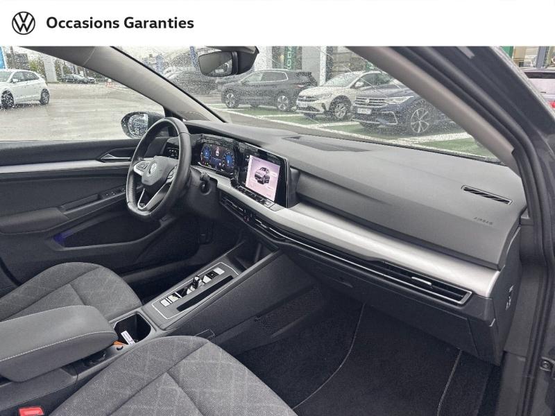 Voitures occasions VOLKSWAGEN GOLF Life Business Hazebrouck