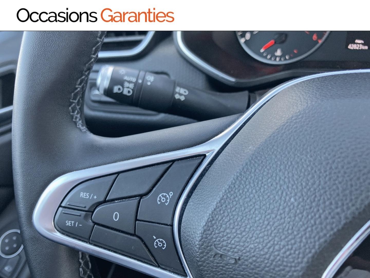 Voitures occasions RENAULT CLIO Zen Hazebrouck