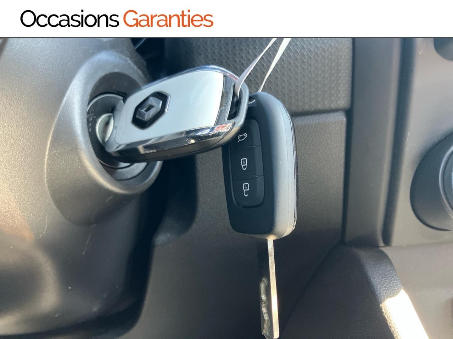 Voitures occasions RENAULT CLIO Zen Hazebrouck