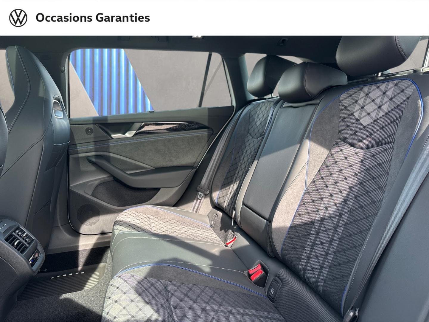 Voitures occasions VOLKSWAGEN Passat SW R-Line Hazebrouck