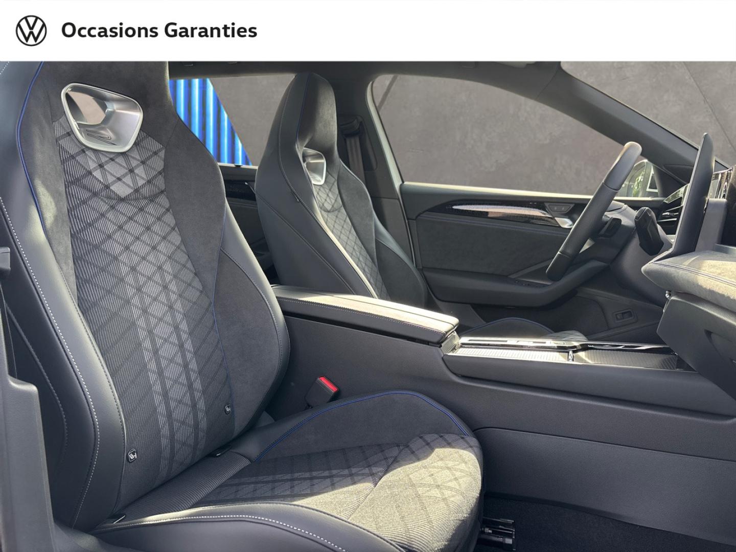 Voitures occasions VOLKSWAGEN Passat SW R-Line Hazebrouck