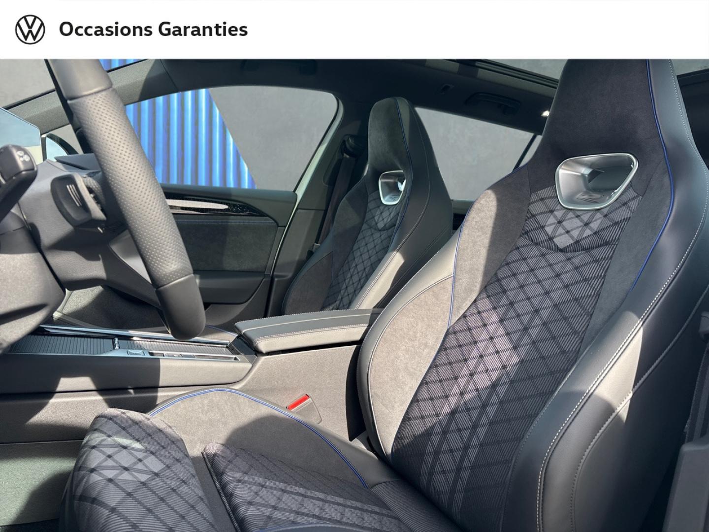 Voitures occasions VOLKSWAGEN Passat SW R-Line Hazebrouck