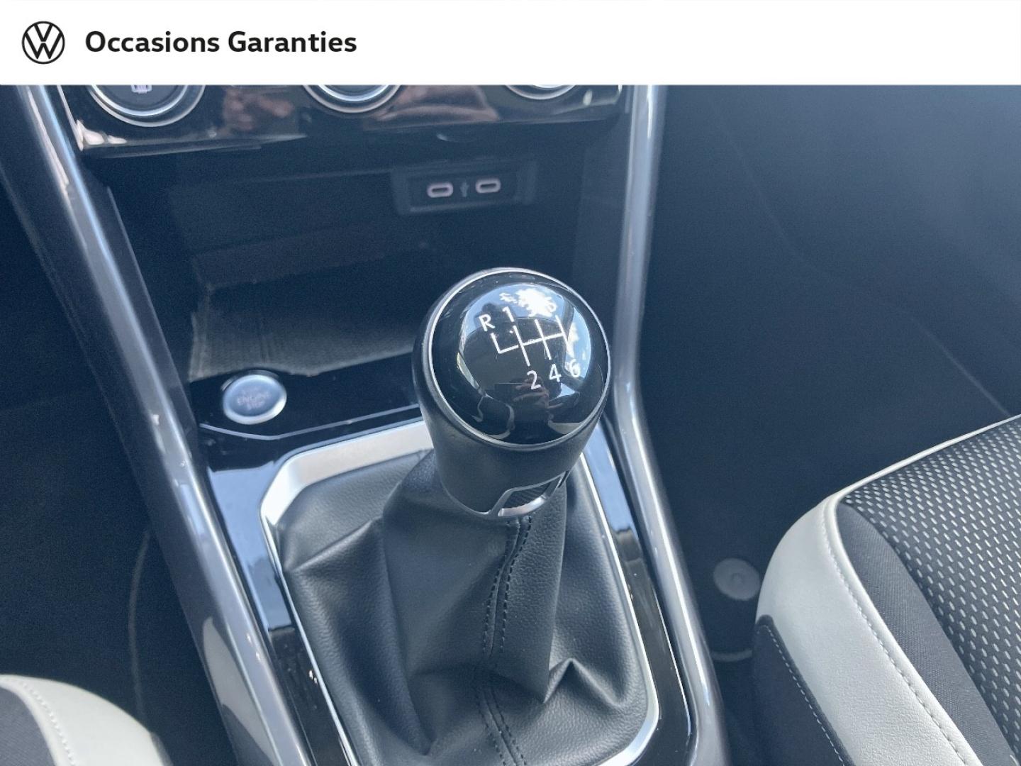 Voitures occasions VOLKSWAGEN T-ROC Carat Hazebrouck