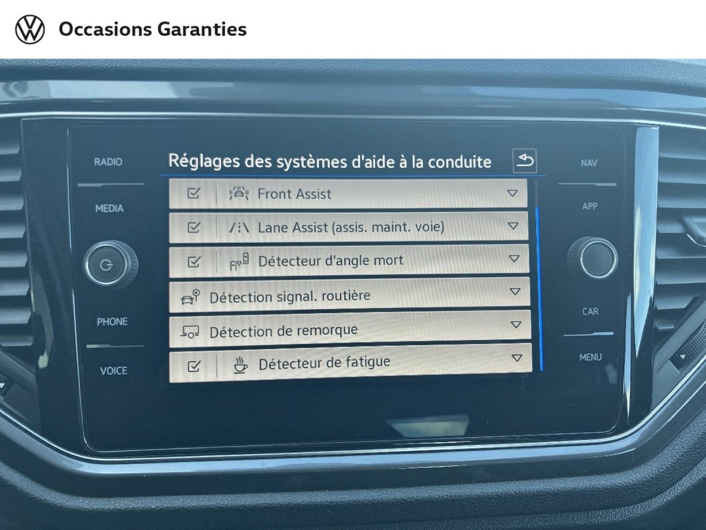 Voitures occasions VOLKSWAGEN T-ROC Carat Hazebrouck