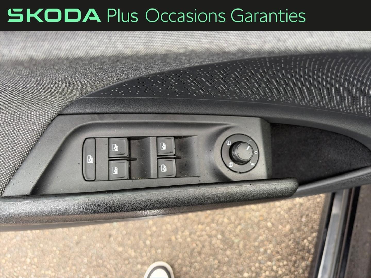Voitures occasions ŠKODA ENYAQ Base Hazebrouck