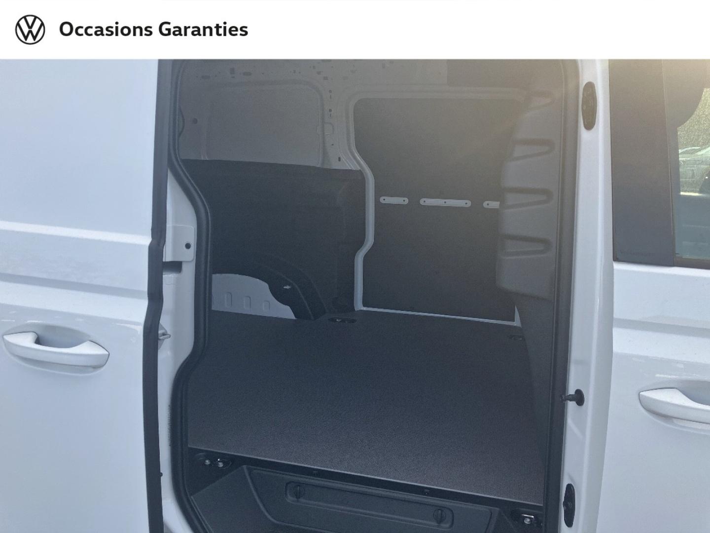 Voitures occasions VOLKSWAGEN UTILITAIRES ID. BUZZ CARGO Pro Hazebrouck