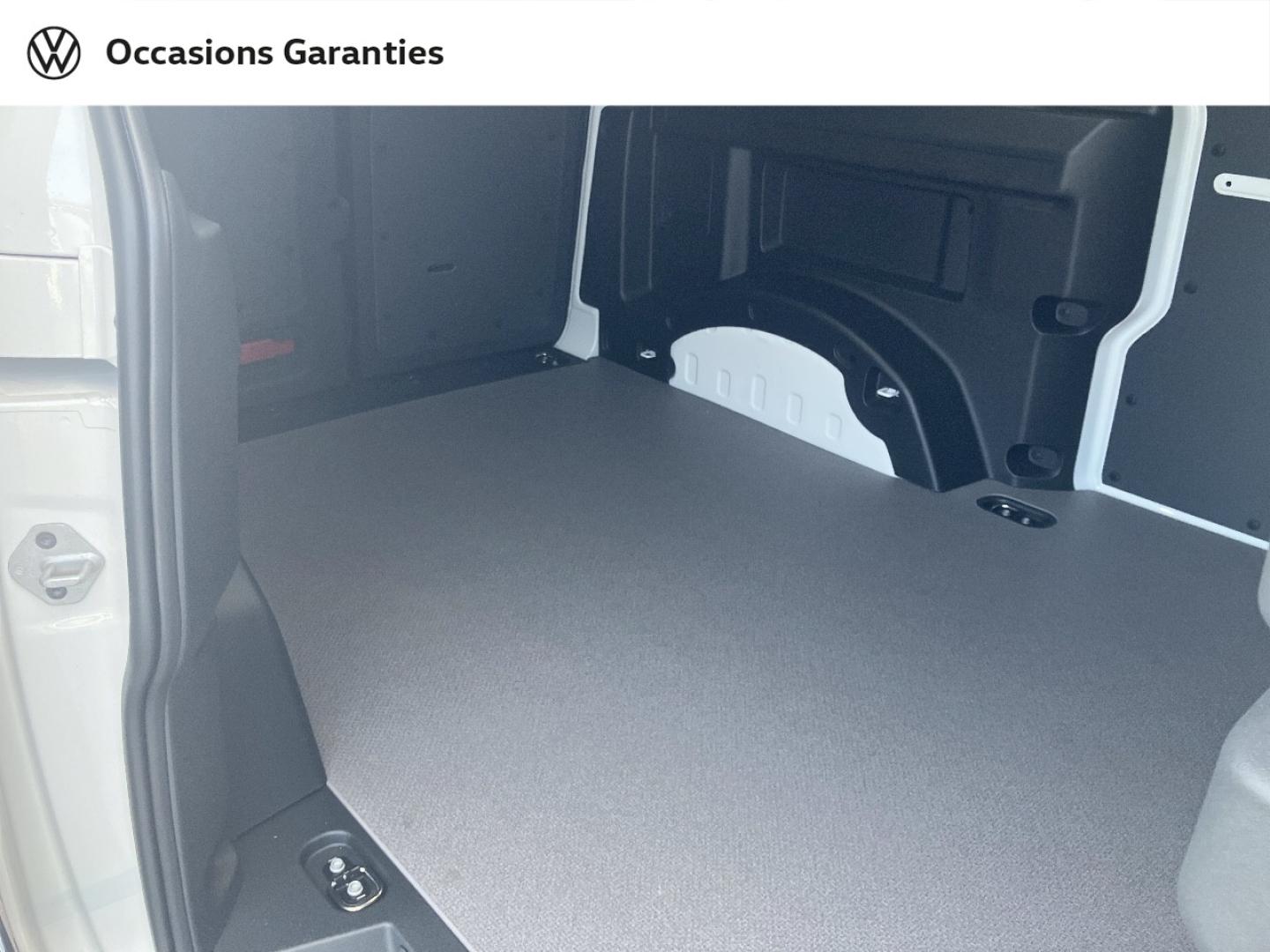 Voitures occasions VOLKSWAGEN UTILITAIRES ID. BUZZ CARGO Pro Hazebrouck