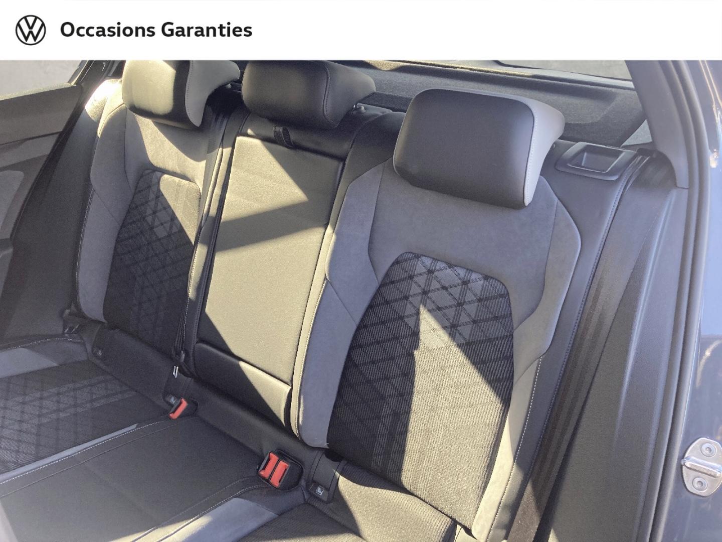 Voitures occasions VOLKSWAGEN GOLF R-Line Hazebrouck