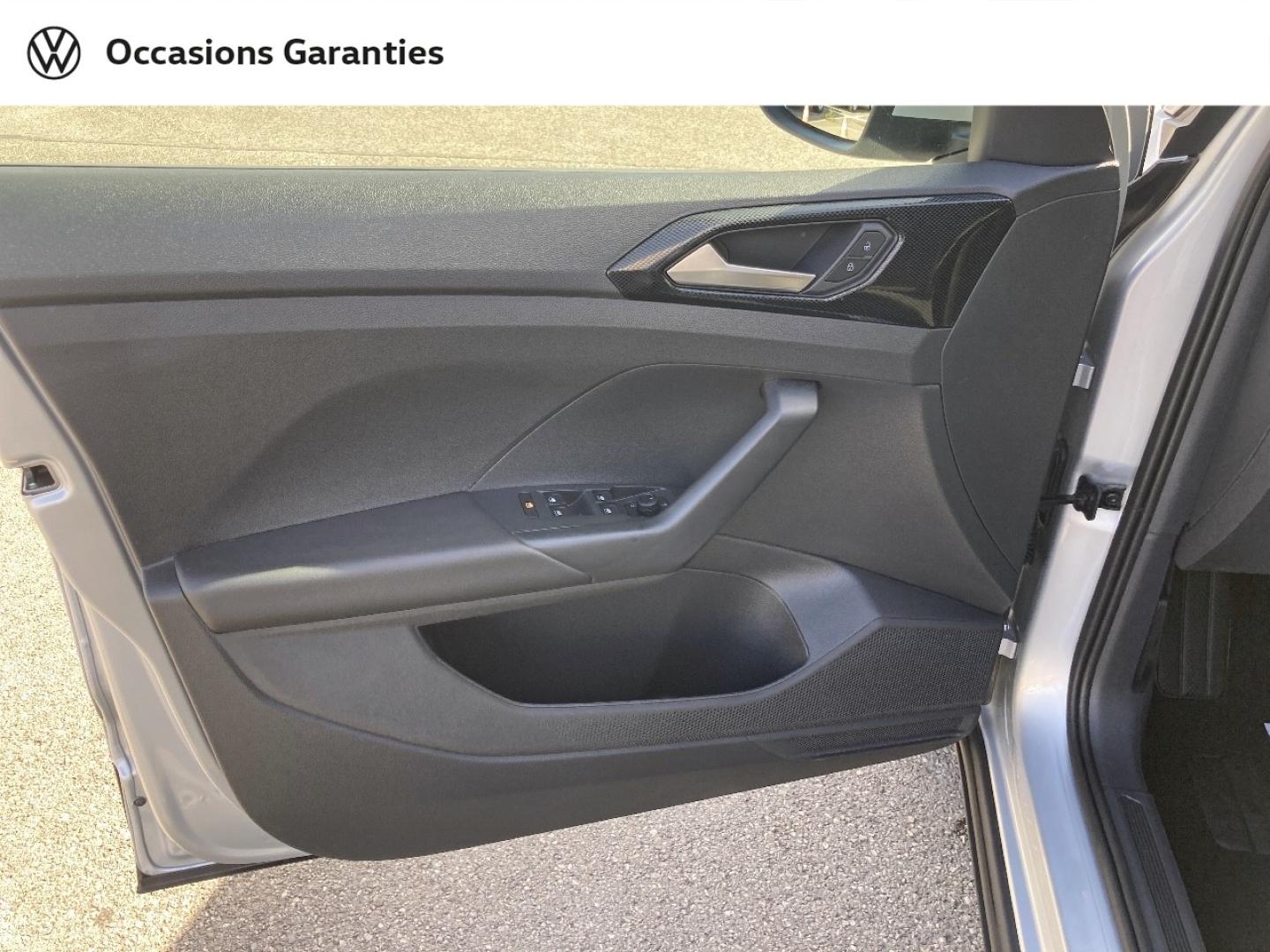 Voitures occasions VOLKSWAGEN T-CROSS Life Plus Hazebrouck
