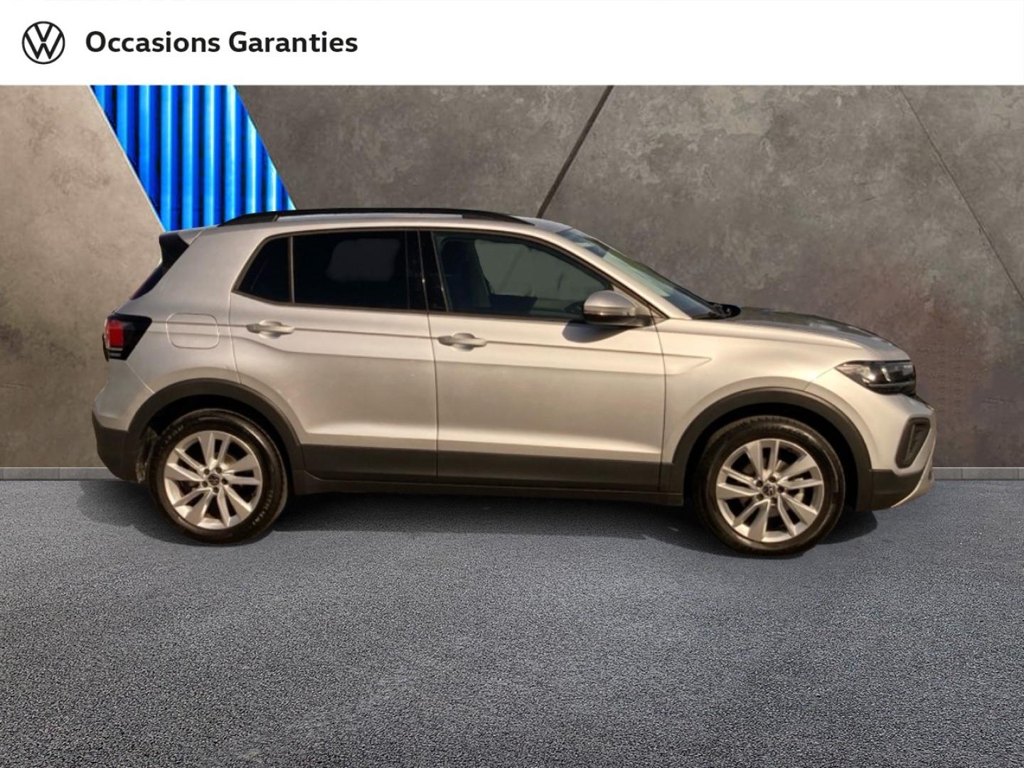 Voitures occasions VOLKSWAGEN T-CROSS Life Plus Hazebrouck