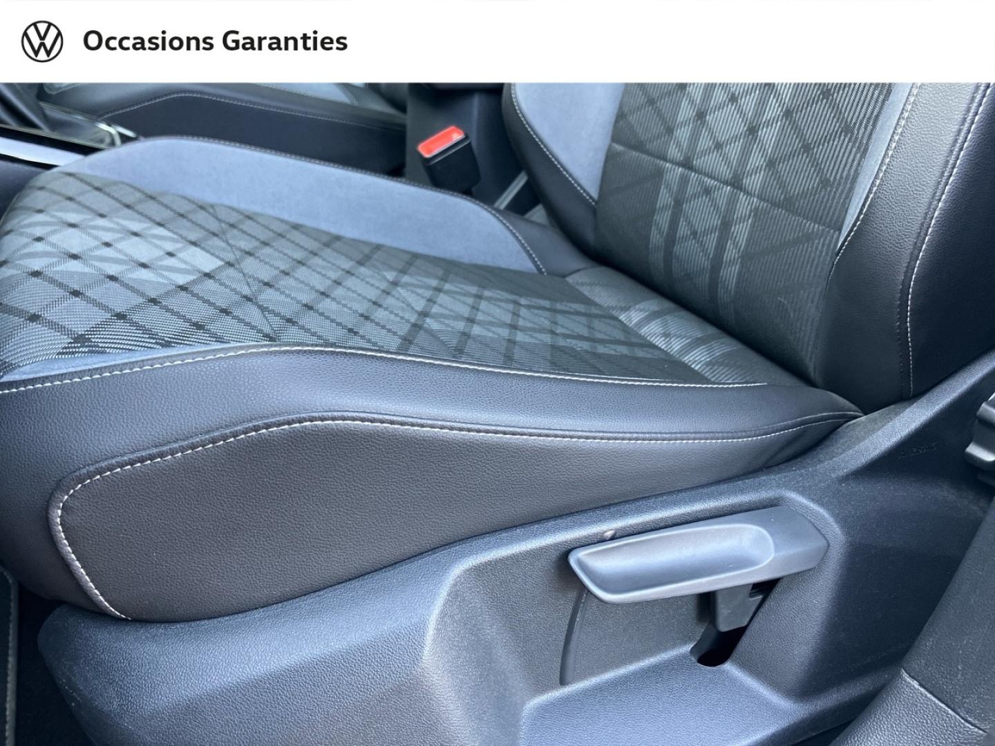 Voitures occasions VOLKSWAGEN T-ROC R-Line Hazebrouck