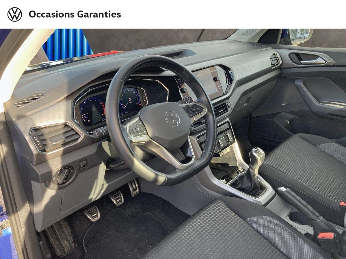 Voitures occasions VOLKSWAGEN T-CROSS Active Hazebrouck
