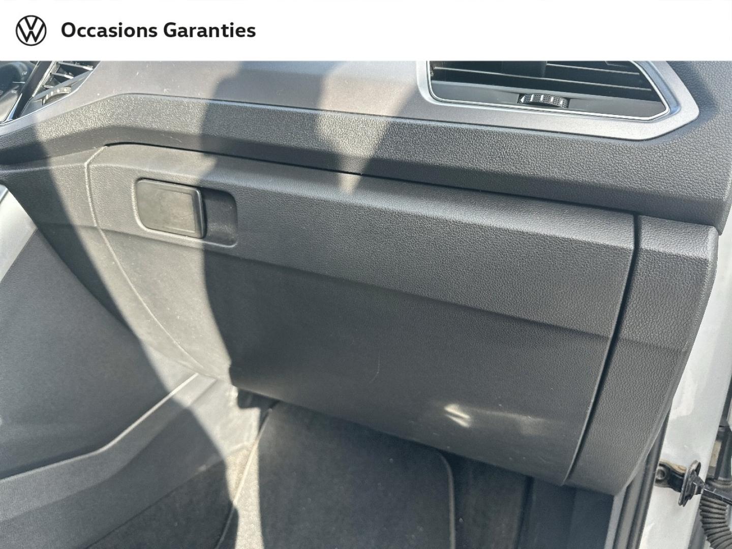 Voitures occasions VOLKSWAGEN T-ROC Active Bruay-la-Buissière