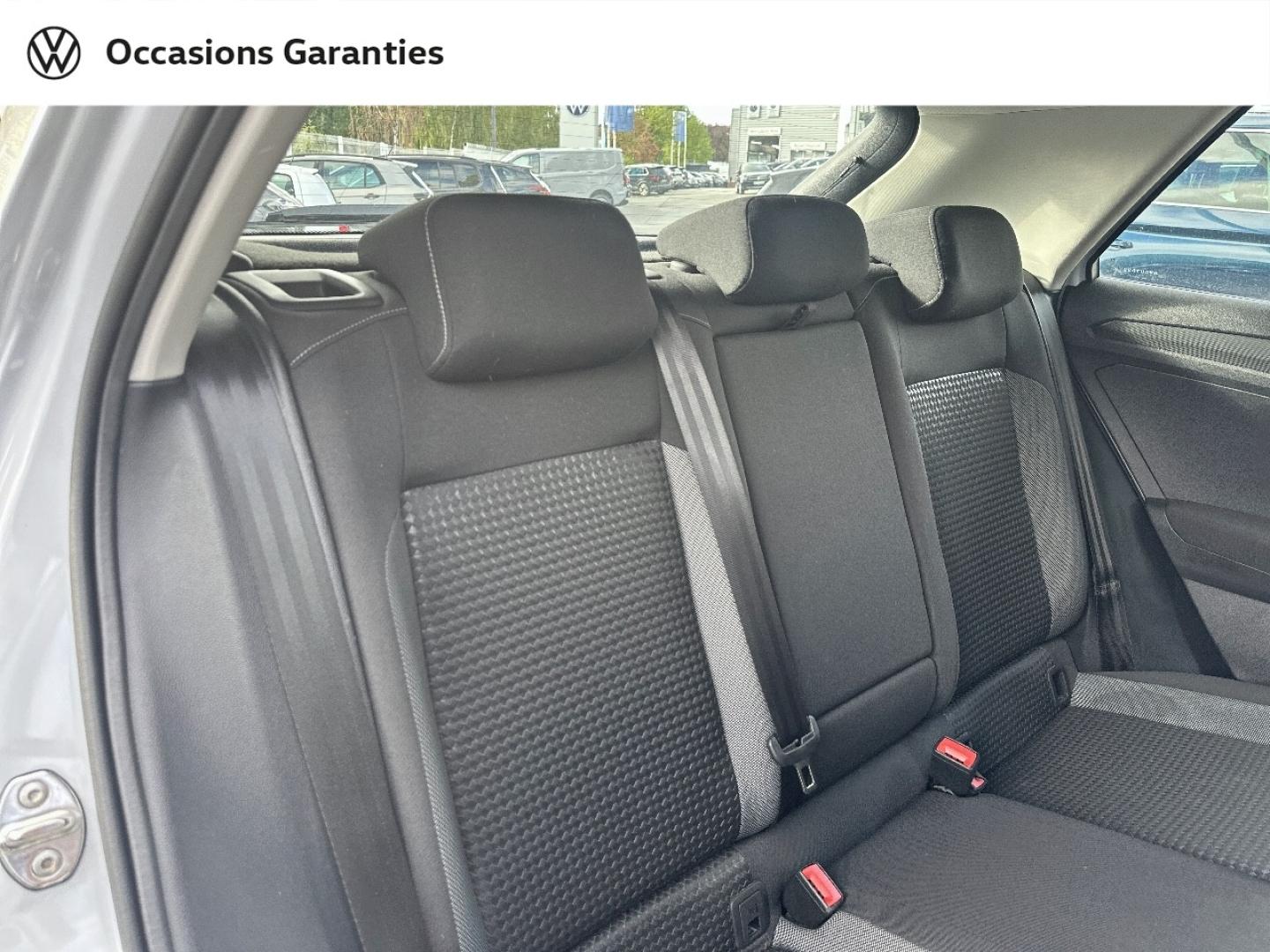 Voitures occasions VOLKSWAGEN T-ROC Active Villeneuve-d'Ascq