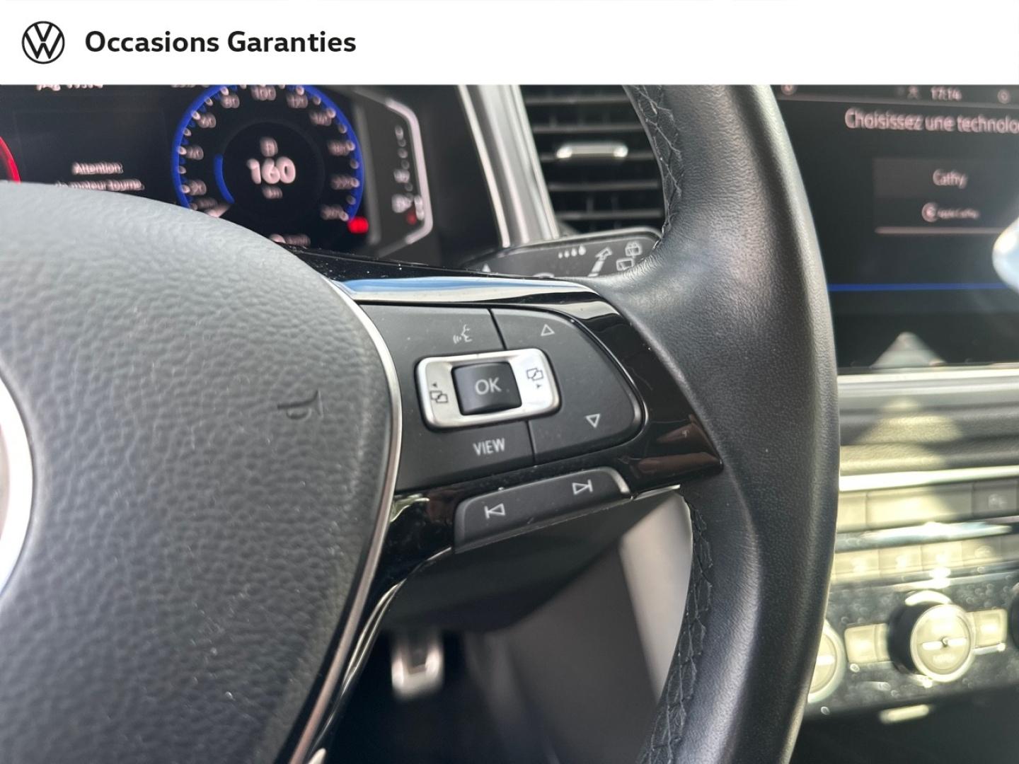 Voitures occasions VOLKSWAGEN T-ROC Active Villeneuve-d'Ascq