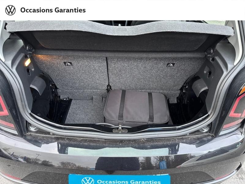 Voitures occasions VOLKSWAGEN e-up! Life Villeneuve-d'Ascq