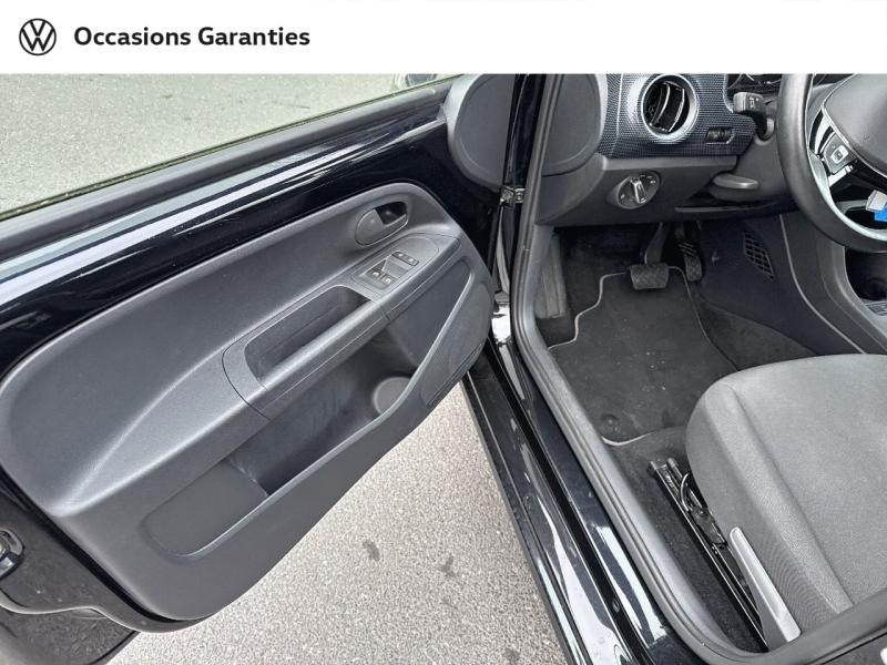 Voitures occasions VOLKSWAGEN e-up! Life Villeneuve-d'Ascq