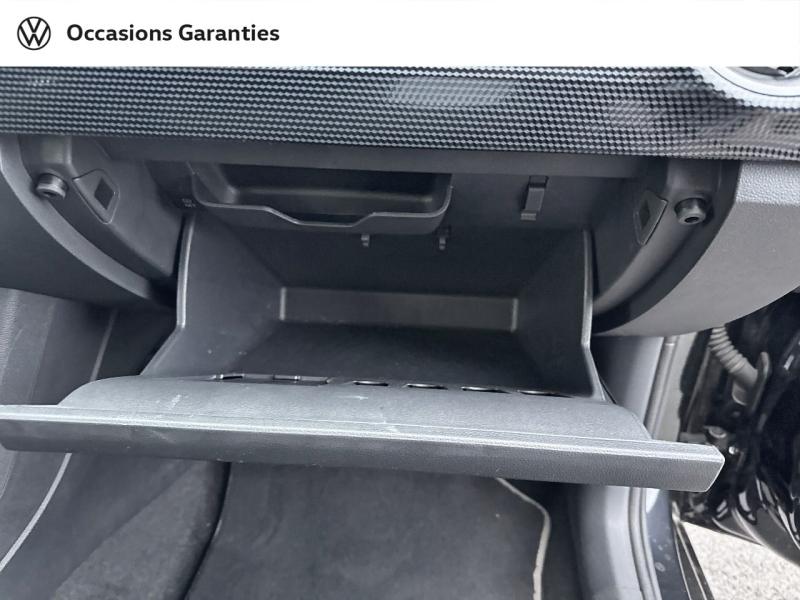 Voitures occasions VOLKSWAGEN e-up! Life Villeneuve-d'Ascq