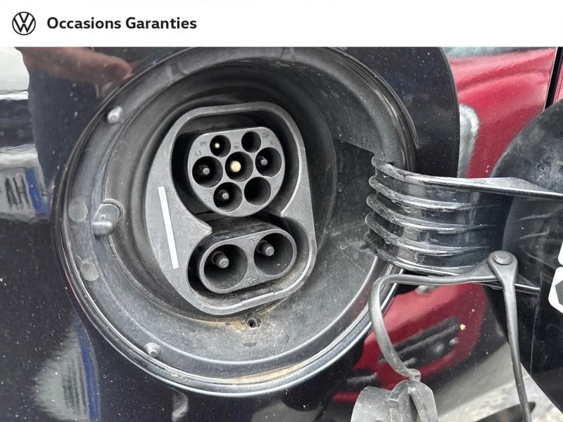 Voitures occasions VOLKSWAGEN e-up! Life Villeneuve-d'Ascq