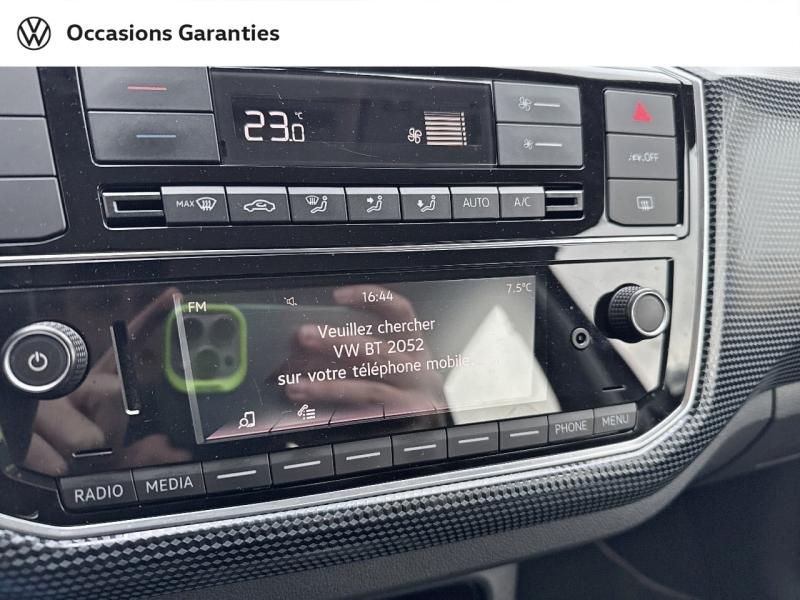 Voitures occasions VOLKSWAGEN e-up! Life Villeneuve-d'Ascq