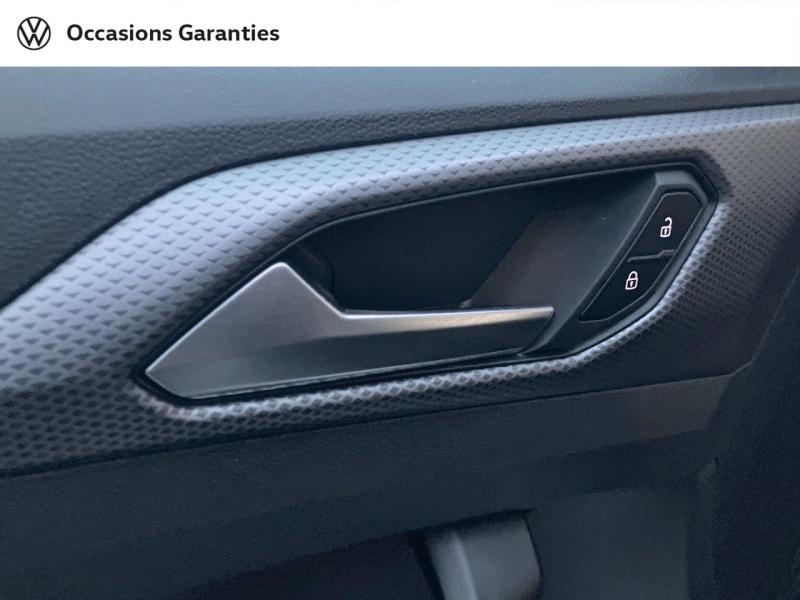 Voitures occasions VOLKSWAGEN T-CROSS Active Villeneuve-d'Ascq