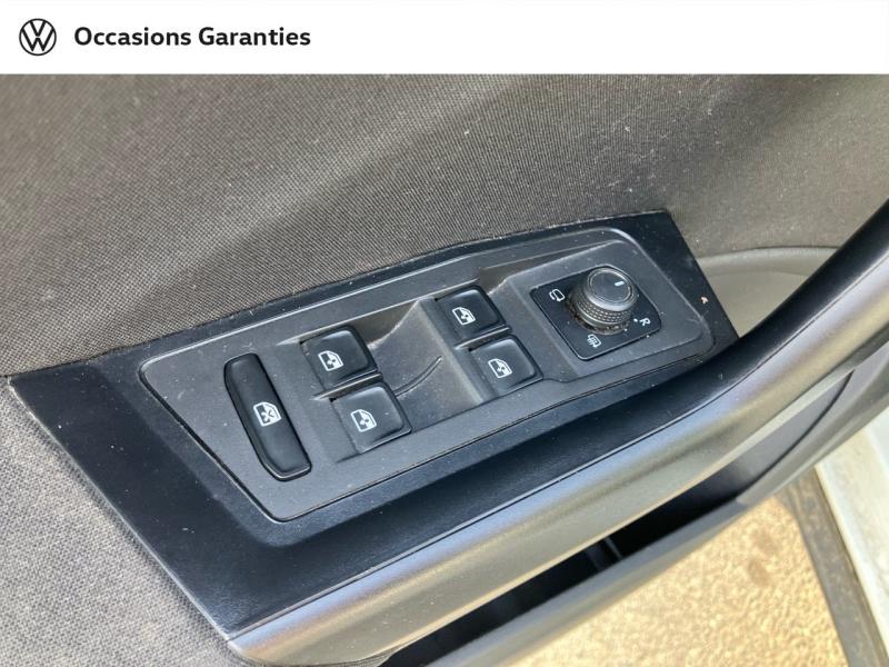 Voitures occasions VOLKSWAGEN T-ROC Life Villeneuve-d'Ascq