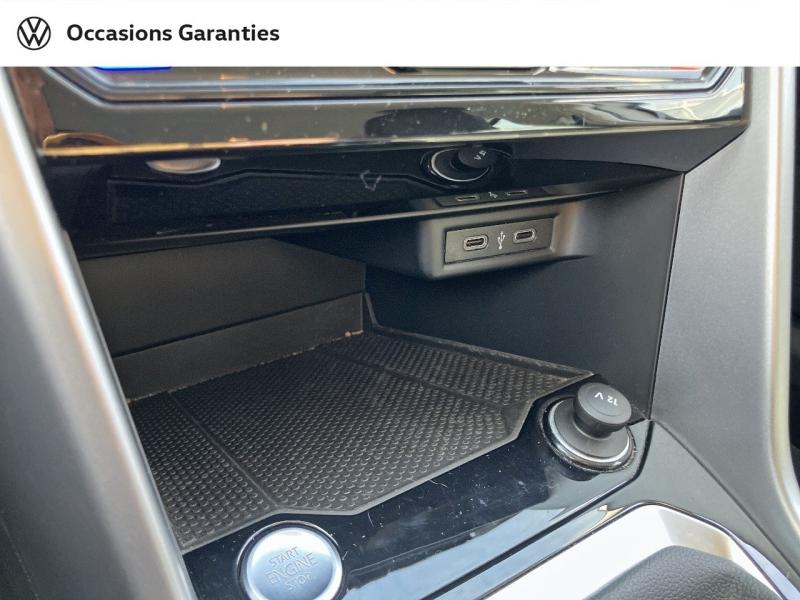 Voitures occasions VOLKSWAGEN T-ROC Life Villeneuve-d'Ascq