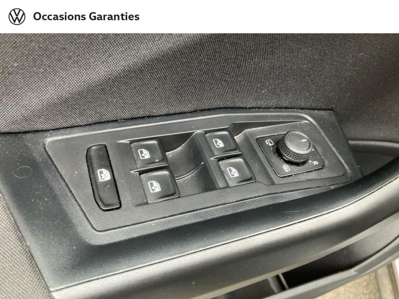 Voitures occasions VOLKSWAGEN T-ROC Life Villeneuve-d'Ascq