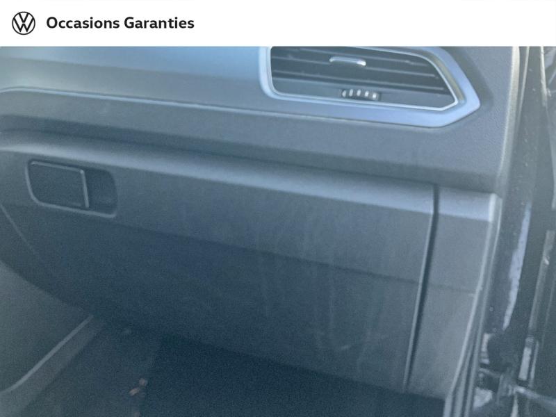 Voitures occasions VOLKSWAGEN T-ROC Active Villeneuve-d'Ascq