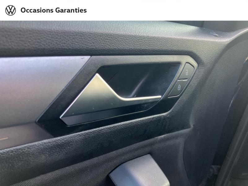 Voitures occasions VOLKSWAGEN T-ROC Active Villeneuve-d'Ascq