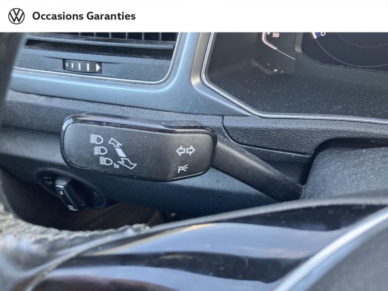 Voitures occasions VOLKSWAGEN T-ROC Active Villeneuve-d'Ascq
