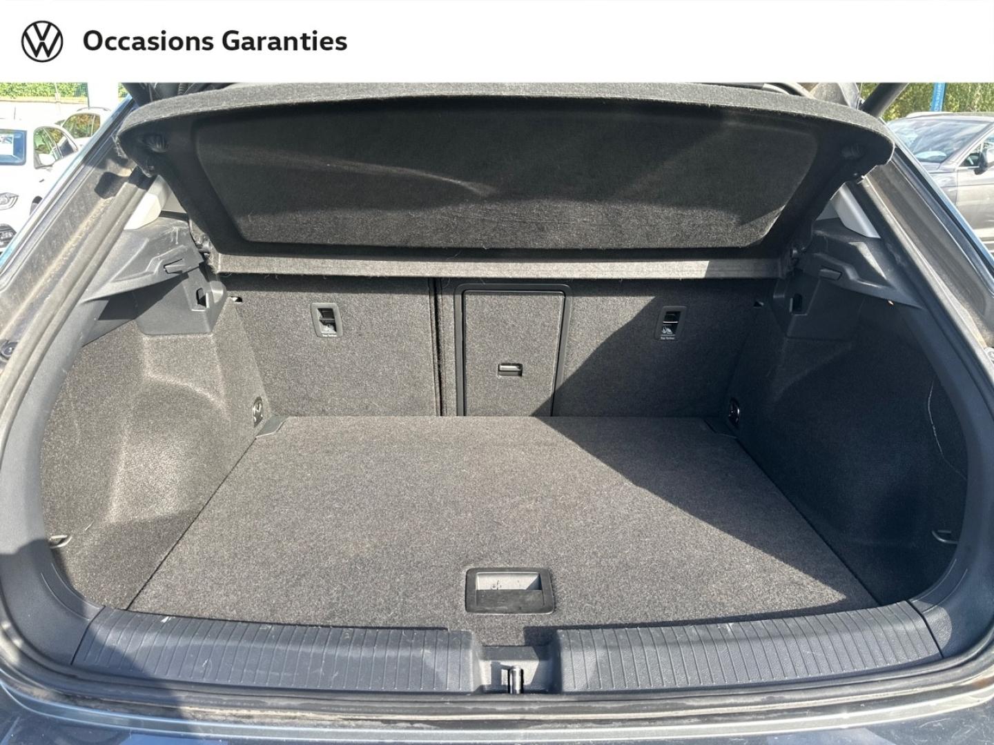 Voitures occasions VOLKSWAGEN T-ROC Style Villeneuve-d'Ascq