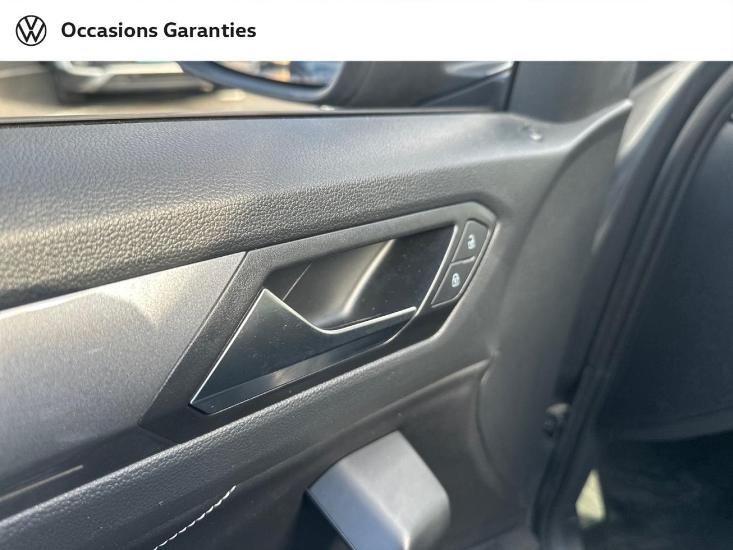 Voitures occasions VOLKSWAGEN T-ROC Style Villeneuve-d'Ascq