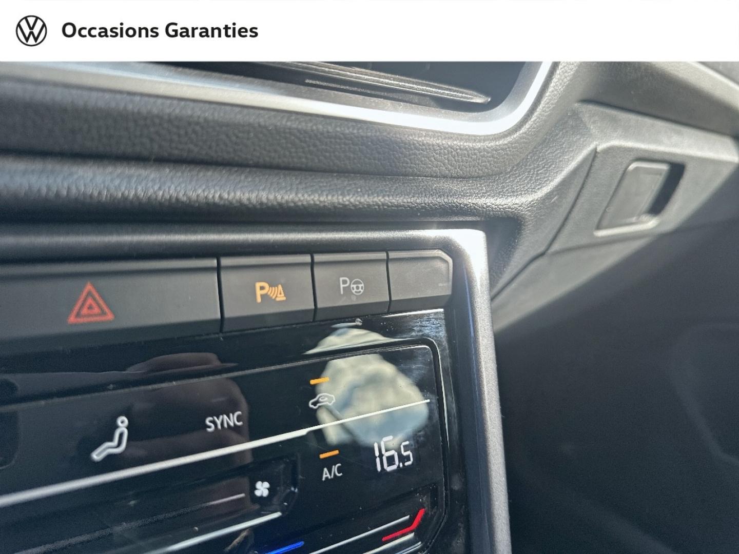 Voitures occasions VOLKSWAGEN T-ROC Style Villeneuve-d'Ascq