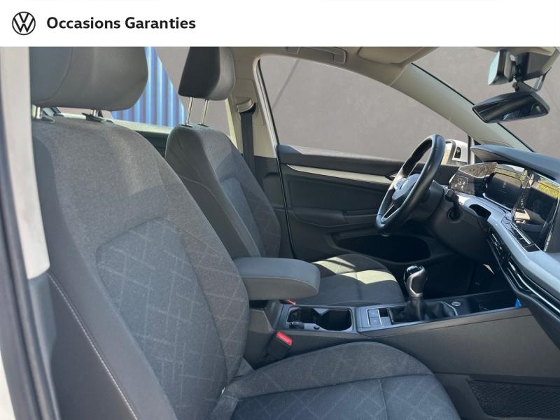 Voitures occasions VOLKSWAGEN GOLF Life Business Villeneuve-d'Ascq